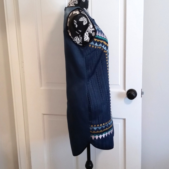 🖤Greylin (Anthropologie)🖤 - Navy/Multicolor Chevron Shift Dress - Picture 4 of 15